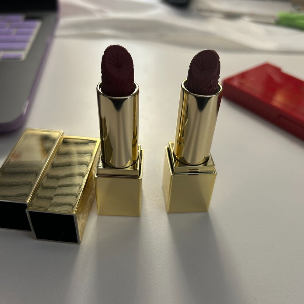 Brand New Estee Lauder Lipstick-CC3-Red Velvet and C14-Strictly Confidential